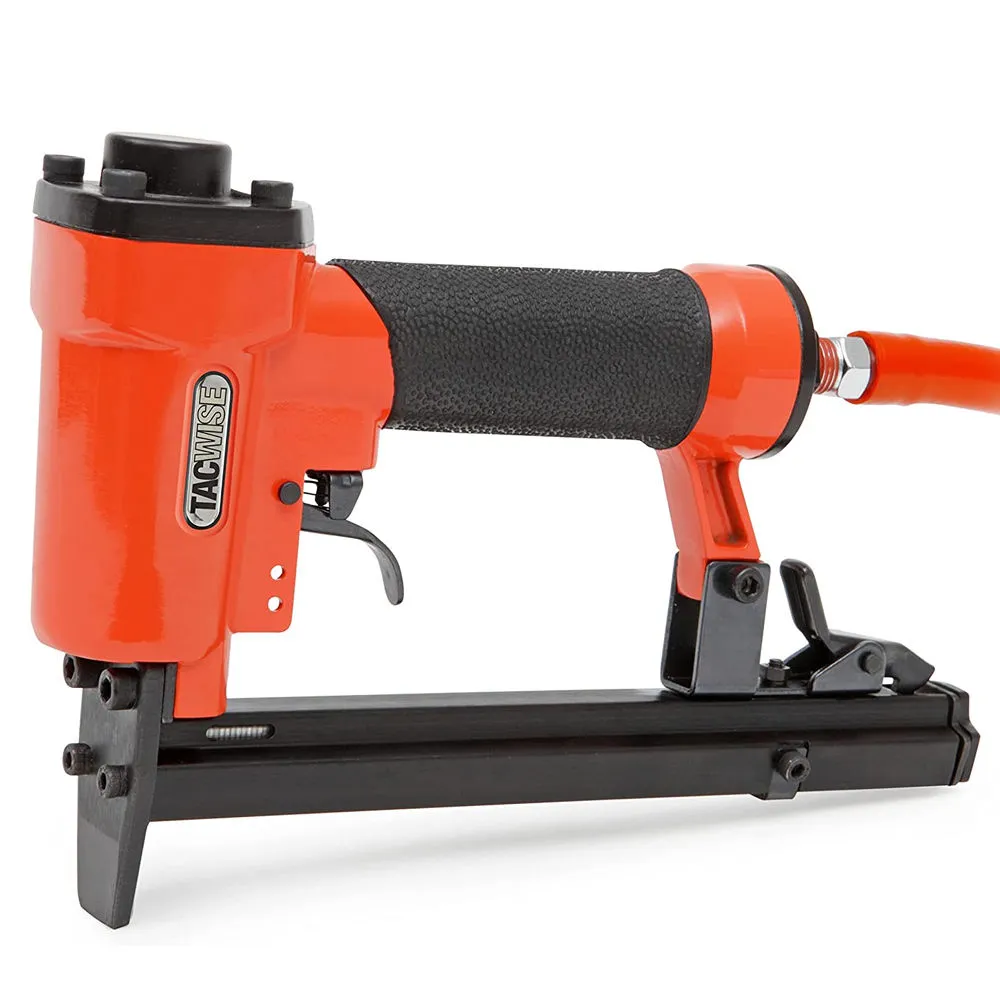 Tacwise A14014V Pneumatic Upholstery And Furniture Stapler (Type 140 / 4-14mm) 1 Tacwise A14014V Pneumatic Upholstery And Furniture Stapler (Type 140 / 4-14mm)