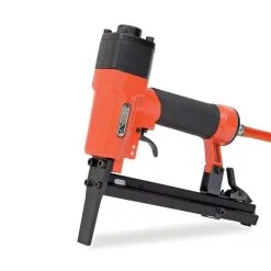 Tacwise A8016LN Pneumatic Staple Gun Extra Long Nose (Type 80 / 4-16mm)